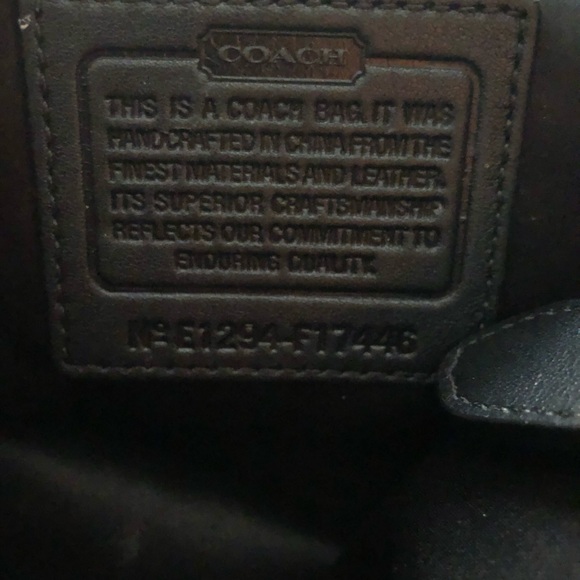 Coach purse - Picture 4 of 4